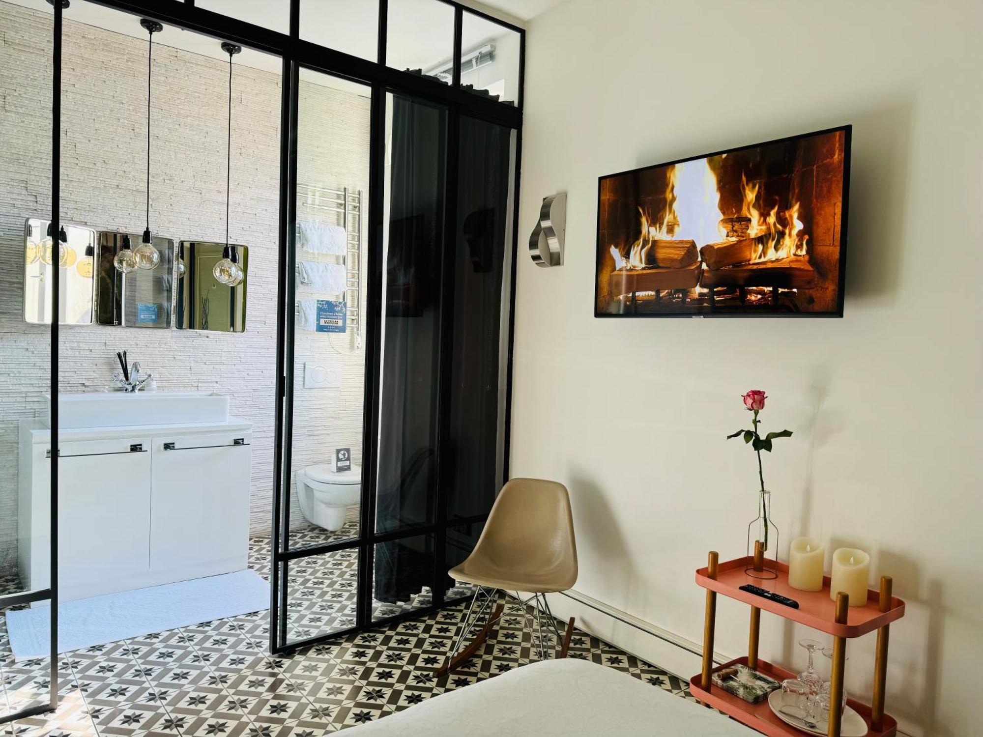 Montmartre Romantic, Bed & Breakfast - Paris Exterior photo