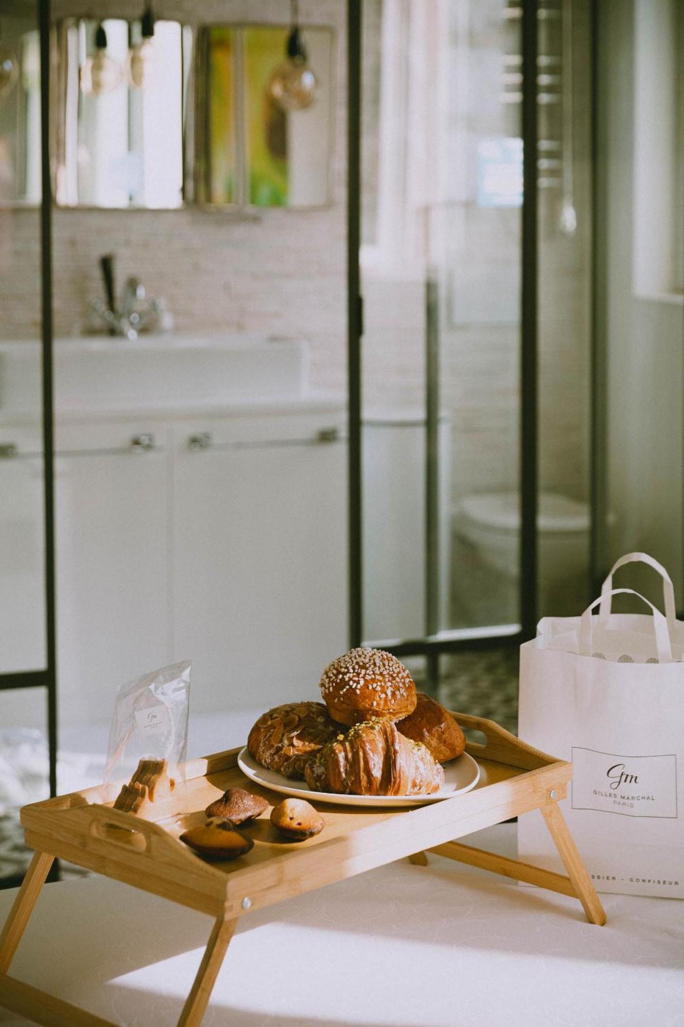 Montmartre Romantic, Bed & Breakfast - Paris Exterior photo